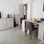 Ca Enrico Luxury Flat شقة *